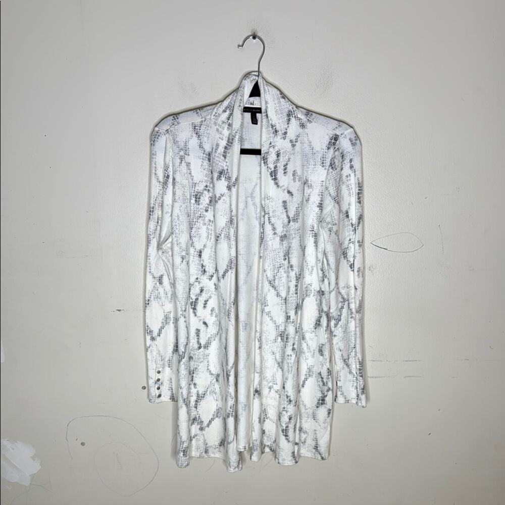 White House Black Market Gray and White Snake Print Rayon Blend Cardigan Small